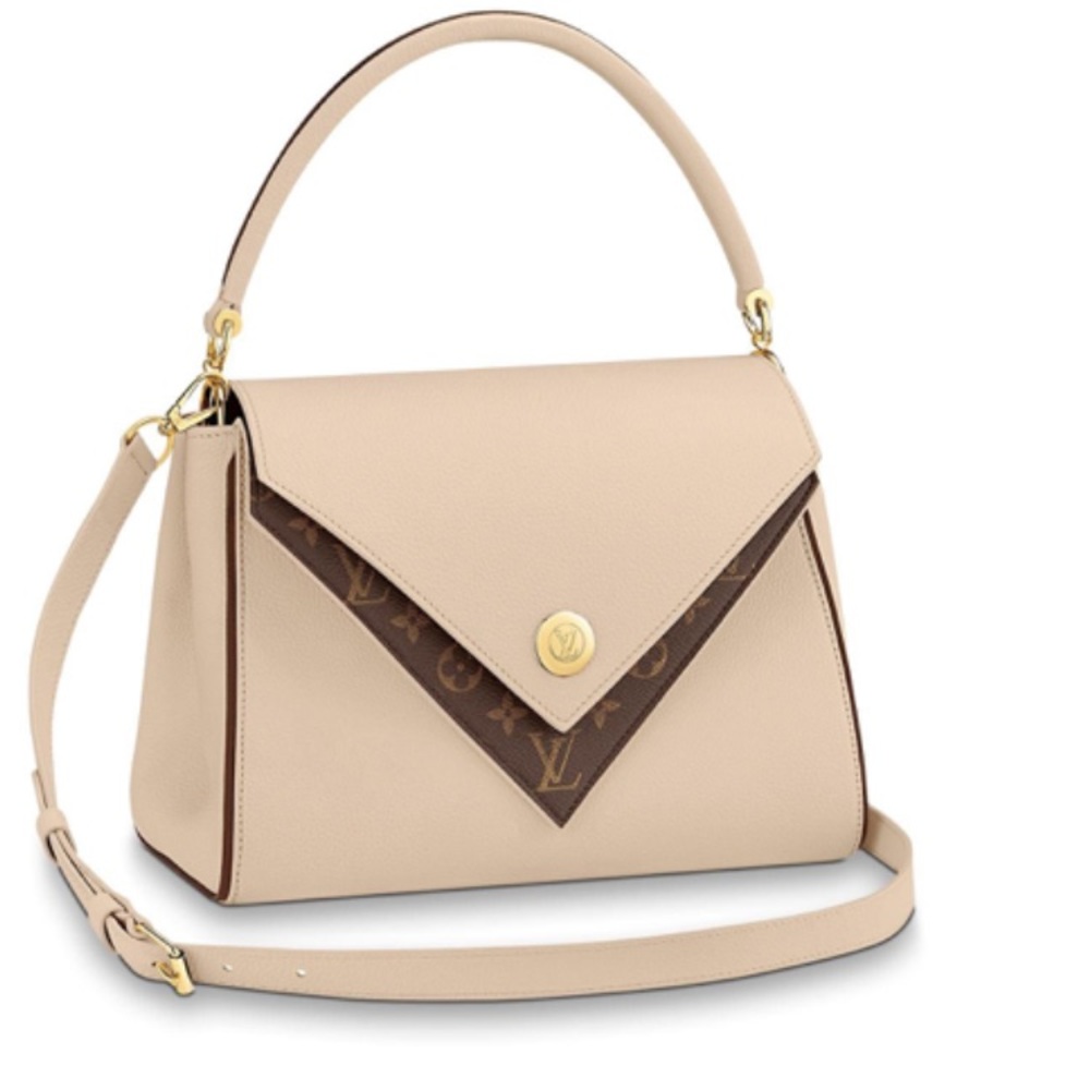 Louis Vuitton Double V